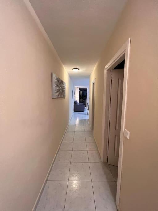 Rockin' View - 2 Bedroom Great Terrace, Parking, Pool Apartment *