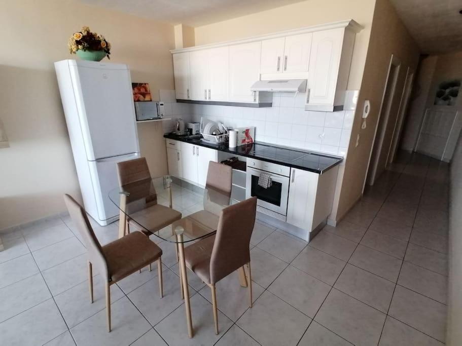 Apartment Rockin' View - 2 Bedroom Great Terrace, Parking, Pool *